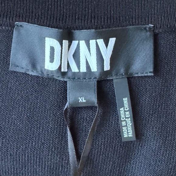 NWT DKNY Black Puff Sleeve V-Neck Sweater Short Sleeve Knit Holiday Top Size XL - Picture 8 of 9